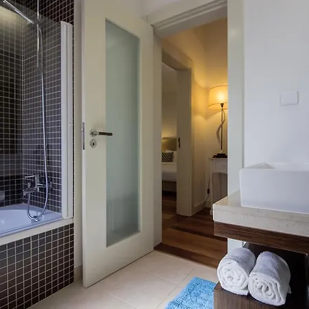 Hill - Savoy Signature * Arco da Calheta (Madeira)