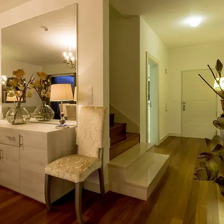 Hill - Savoy Signature *