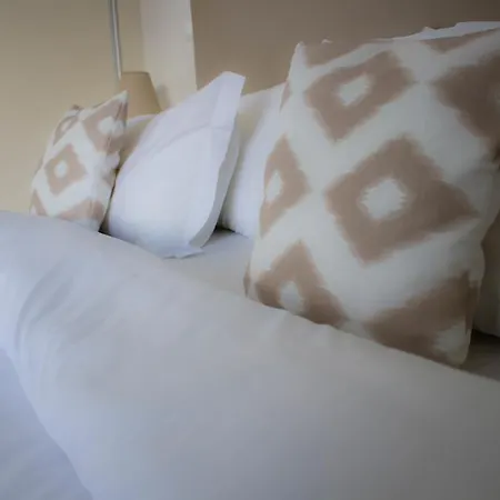 Villa Hill - Savoy Signature *