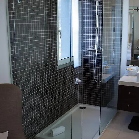 Vila Hill - Savoy Signature