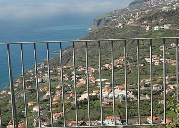 Hill - Savoy Signature * Arco da Calheta (Madeira)