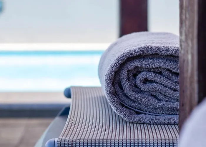 Hill - Savoy Signature * Arco da Calheta (Madeira)